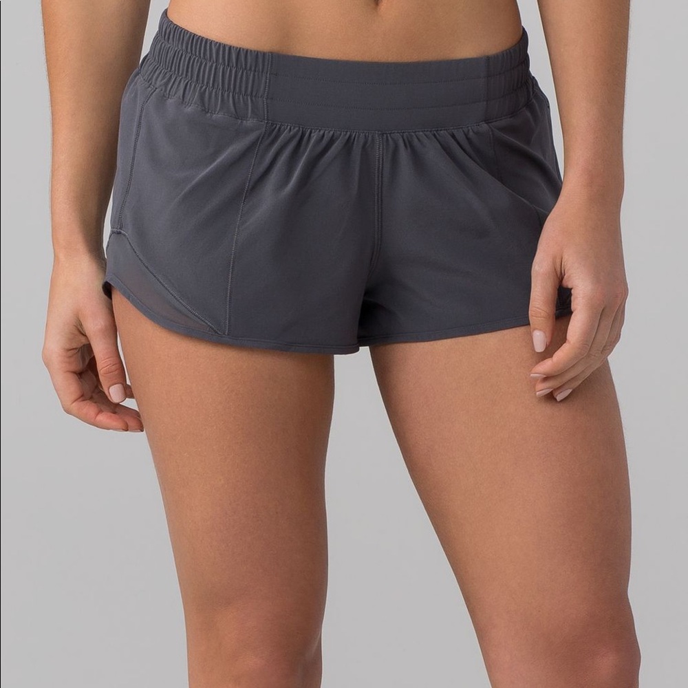 Lululemon Hotty Hot Low-Rise 2.5”